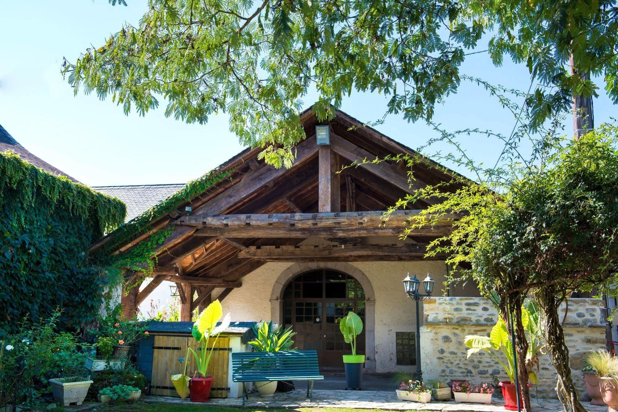 Logis Chez Germaine Geüs-d'Oloron Exterior foto